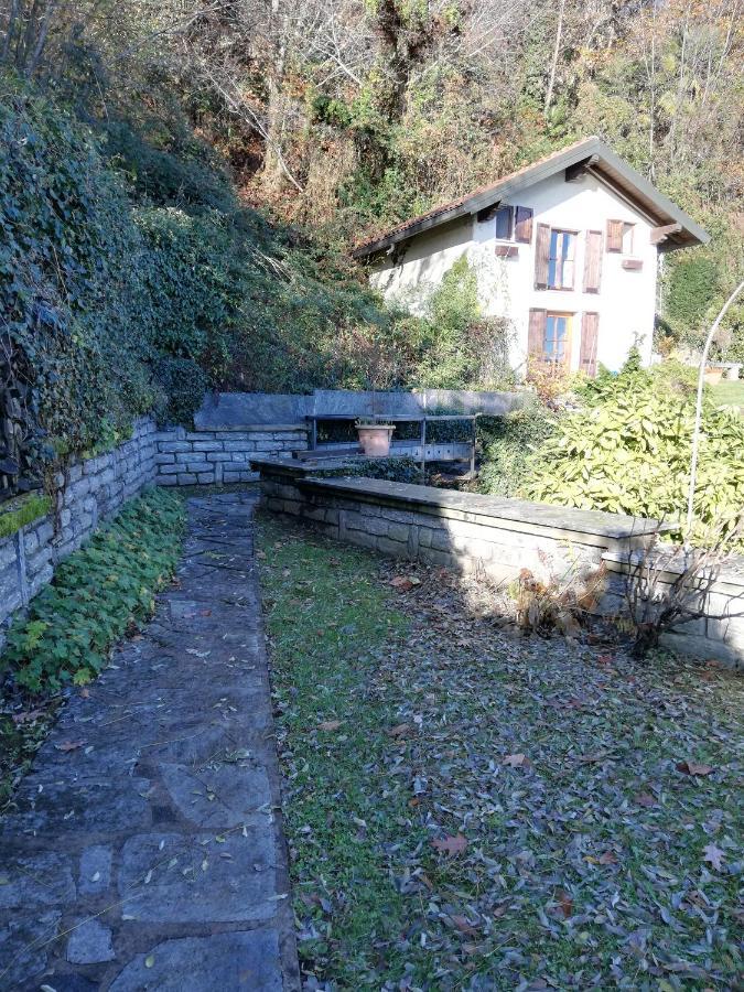 Romantica Casetta Nel Verde Con Vista Sul Lago 贝尔吉拉泰 外观 照片